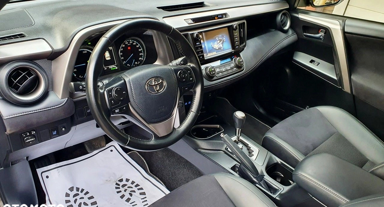 Toyota RAV4 cena 119900 przebieg: 72079, rok produkcji 2018 z Sulejówek małe 781